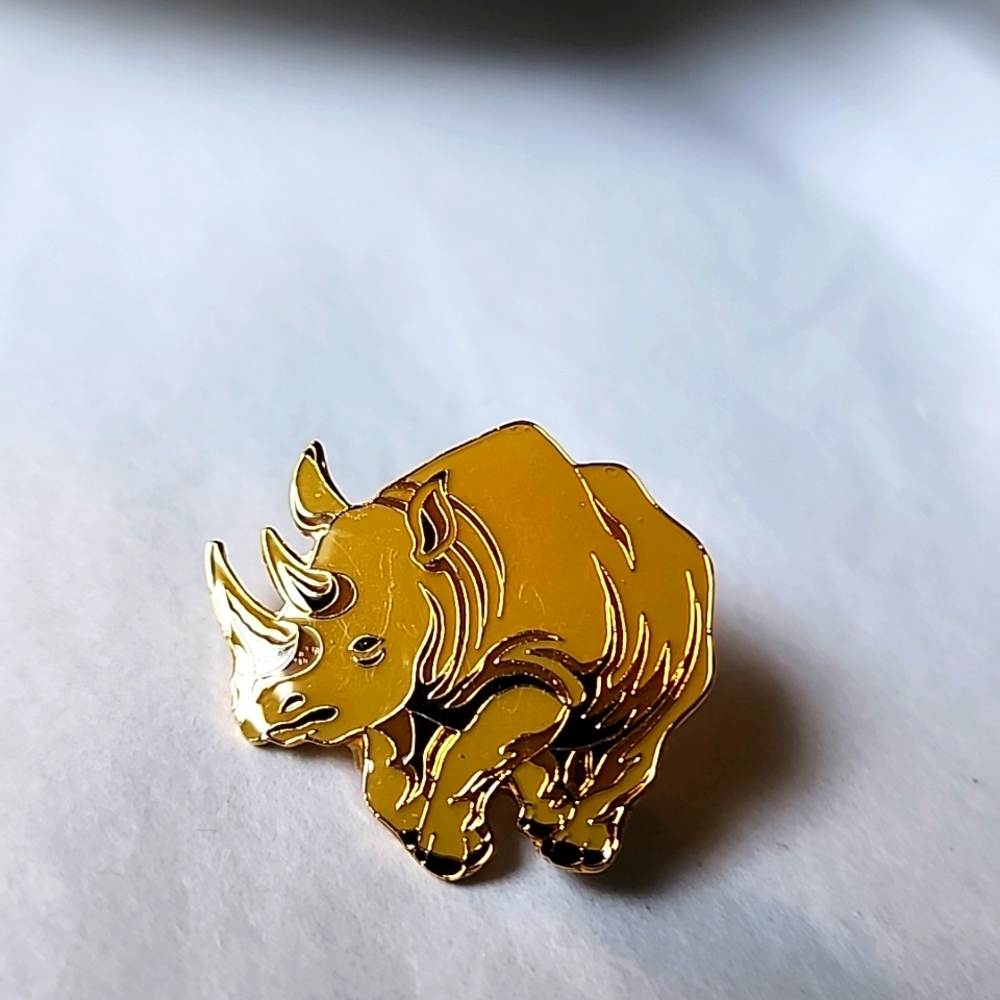Vintage RHINO Pin /Brooch
